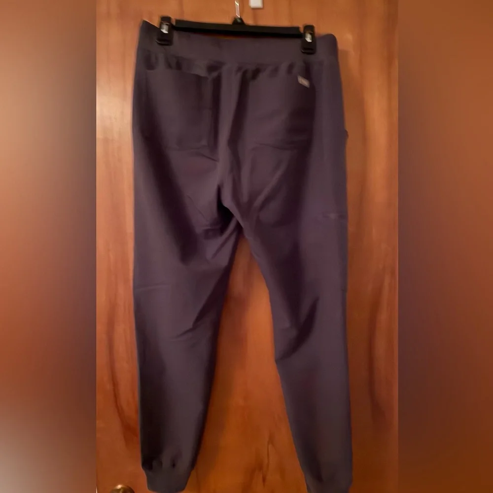 Women’s figs scrub pants. - Picture 2 of 2